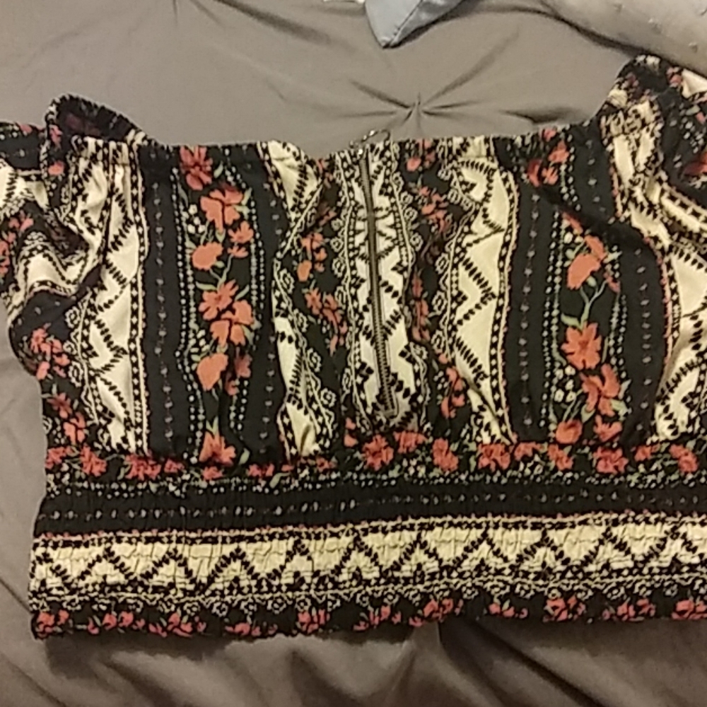 NWOT Belly shirt